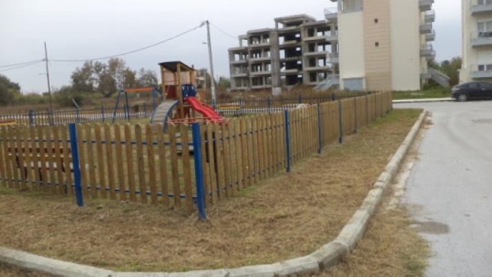 85.00 WOODEN FENCE